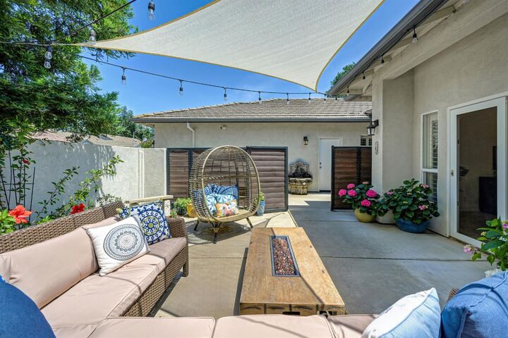 Property Photo: 5514 Delrose Court CA 95608