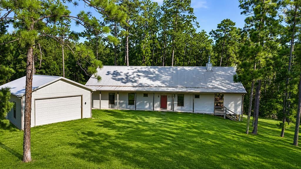 Property Photo:  167 Ashbrook Ln  TX 75931 