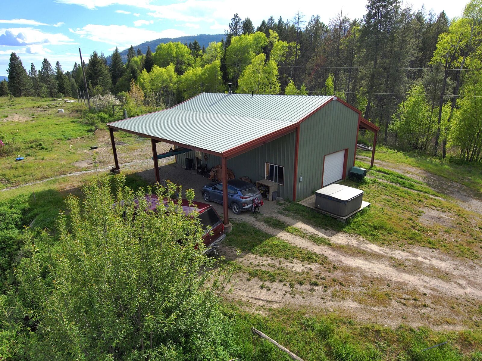 Property Photo:  101 W Harter Way  WA 99141 