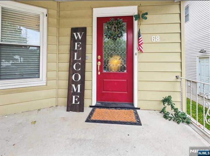 Property Photo:  68 Washington Avenue  NJ 07070 