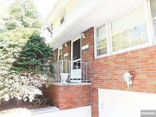 Property Photo:  29 Woodland Road  NJ 07003 