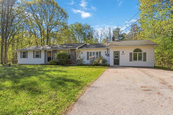 Property Photo: 2410 Loretta Avenue NS B4R 1A7