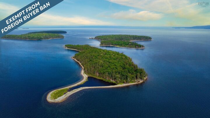 Cameron Island — photo 1