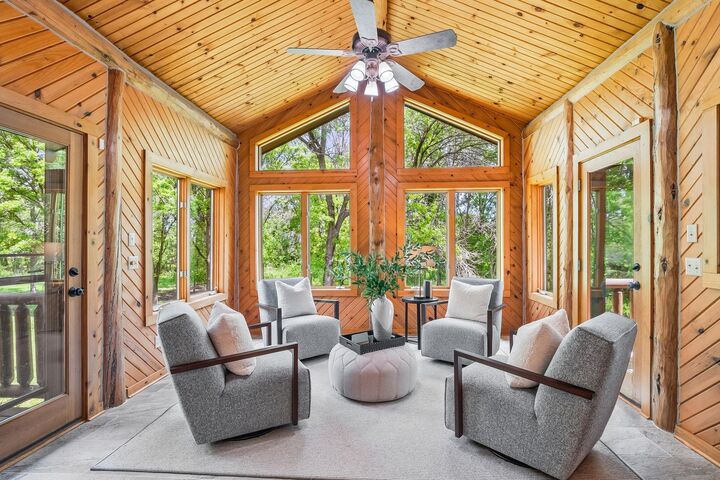 Property Photo: 2050 Oakwood Ridge MN 55317