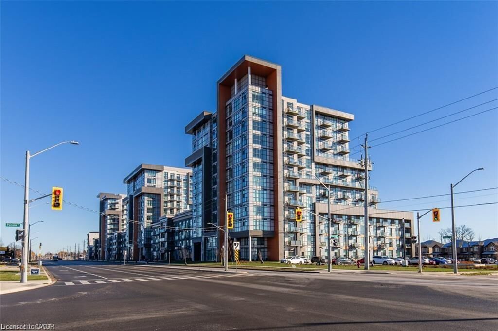 Property Photo:  470 Dundas Street E 326  ON L8B 2A6 