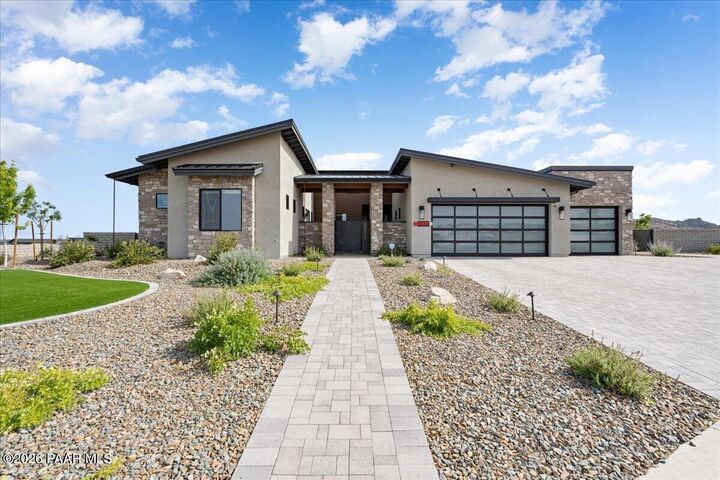 Property Photo:  5111 E Lear Street  AZ 86314 