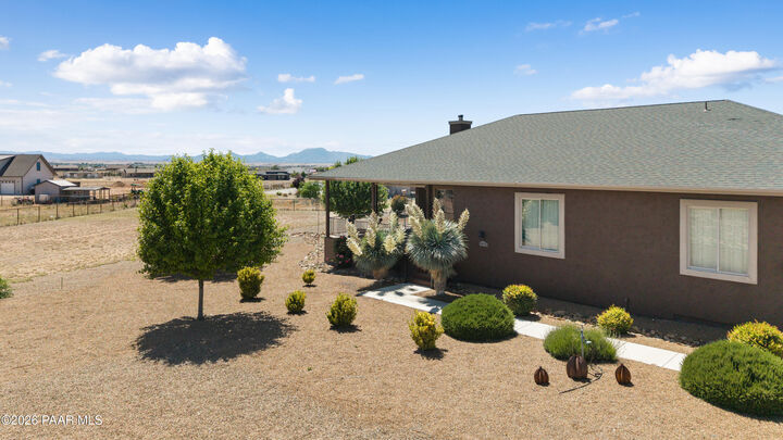 Property Photo:  8970 N Crimson Canyon Road  AZ 86315 