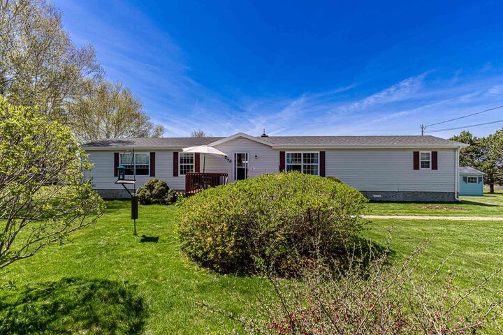 Property Photo:  78 Linkletter Avenue  PE C0B 1S0 