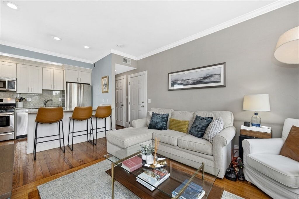 Property Photo: 58 Winthrop Street 3 MA 02129