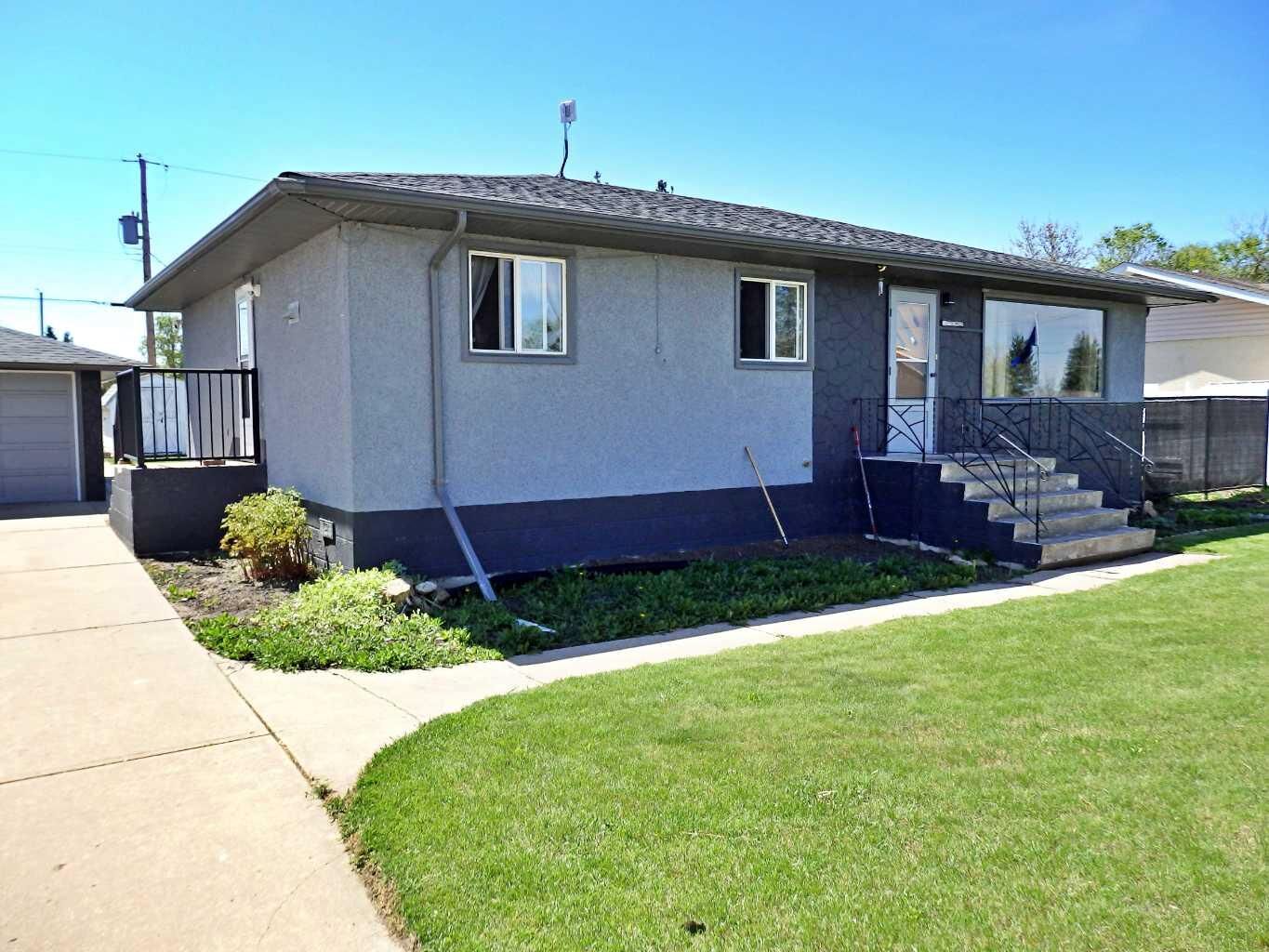 Property Photo:  4617 55 Avenue  AB T9X 1R2 