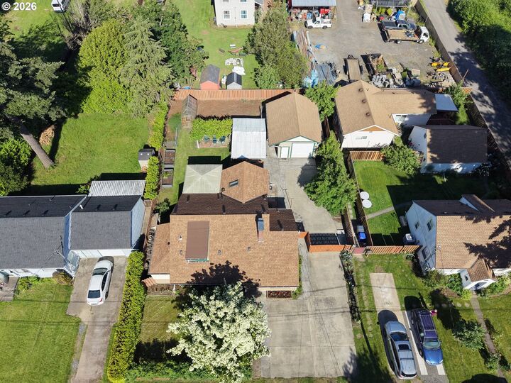 Property Photo: 5276 NE 73rd Ave OR 97218