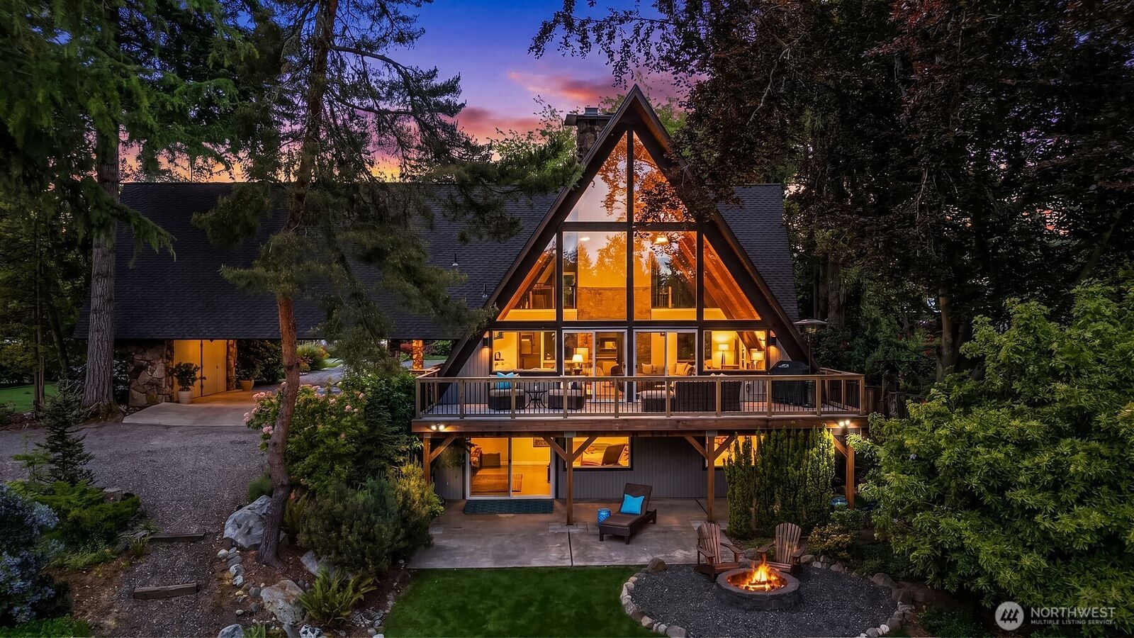 Property Photo:  20002  156th Avenue NE  WA 98072 