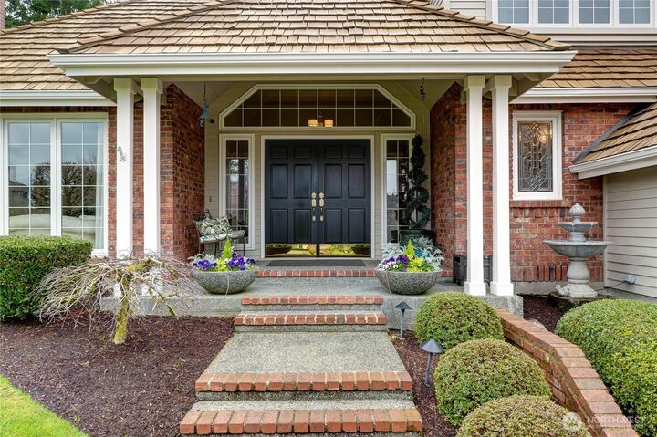 Property Photo:  22519 SE 46th Place  WA 98075 