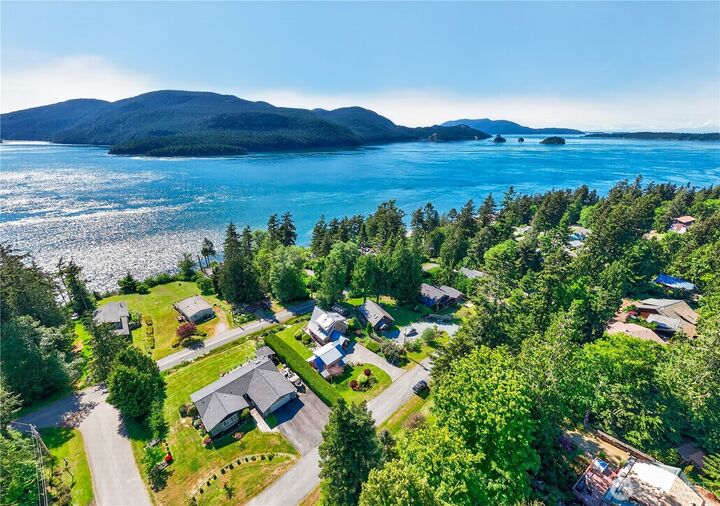 Property Photo: 5144 Totem Trail WA 98221