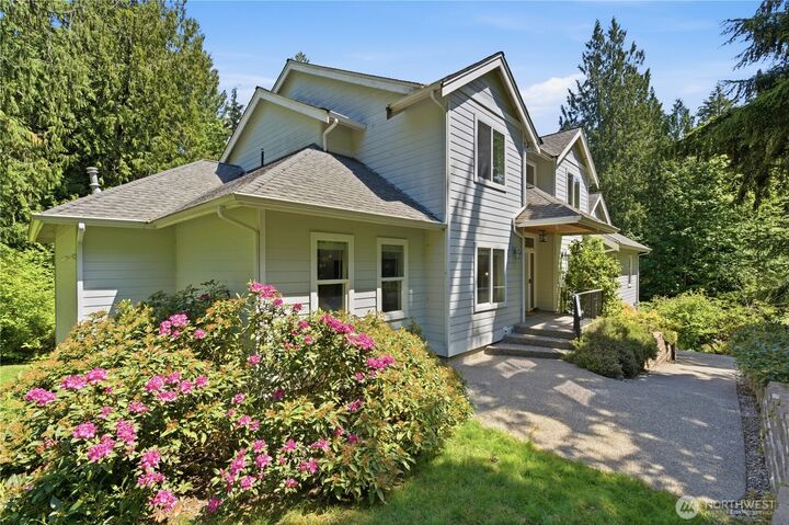 Property Photo:  5014  78th Avenue NW  WA 98332 