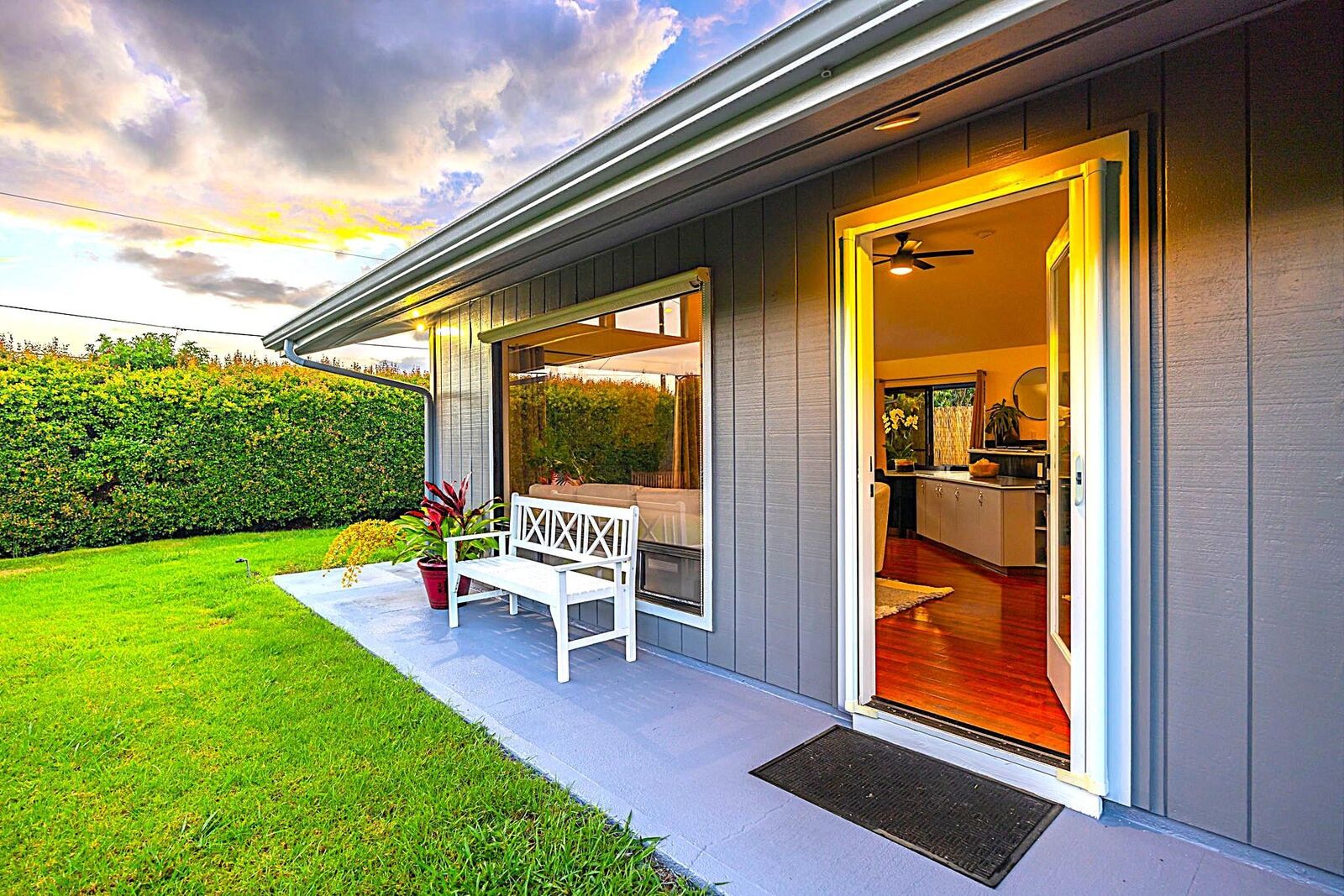 Property Photo:  7 Hoolai St  HI 96768-0000 