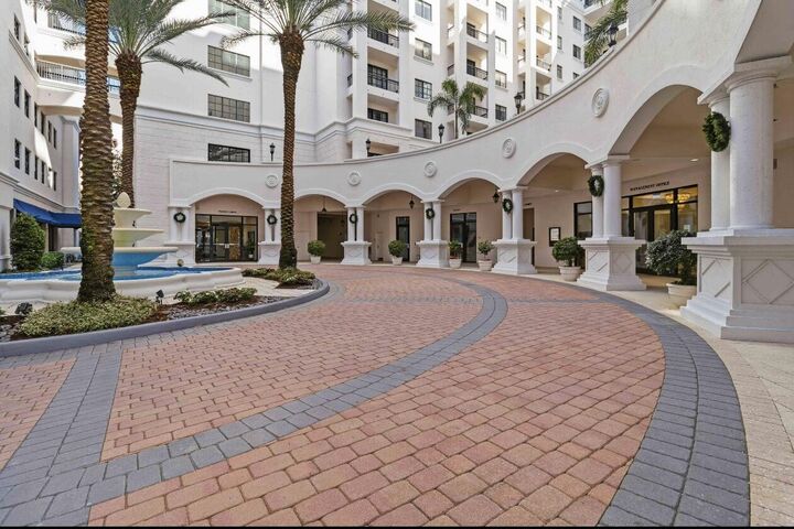 Property Photo:  233 S Federal Highway 203  FL 33432 