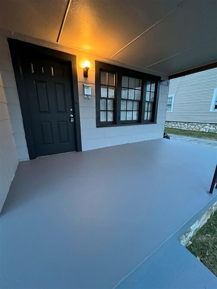 Property Photo:  1305 Nutwood Street  KY 42104 
