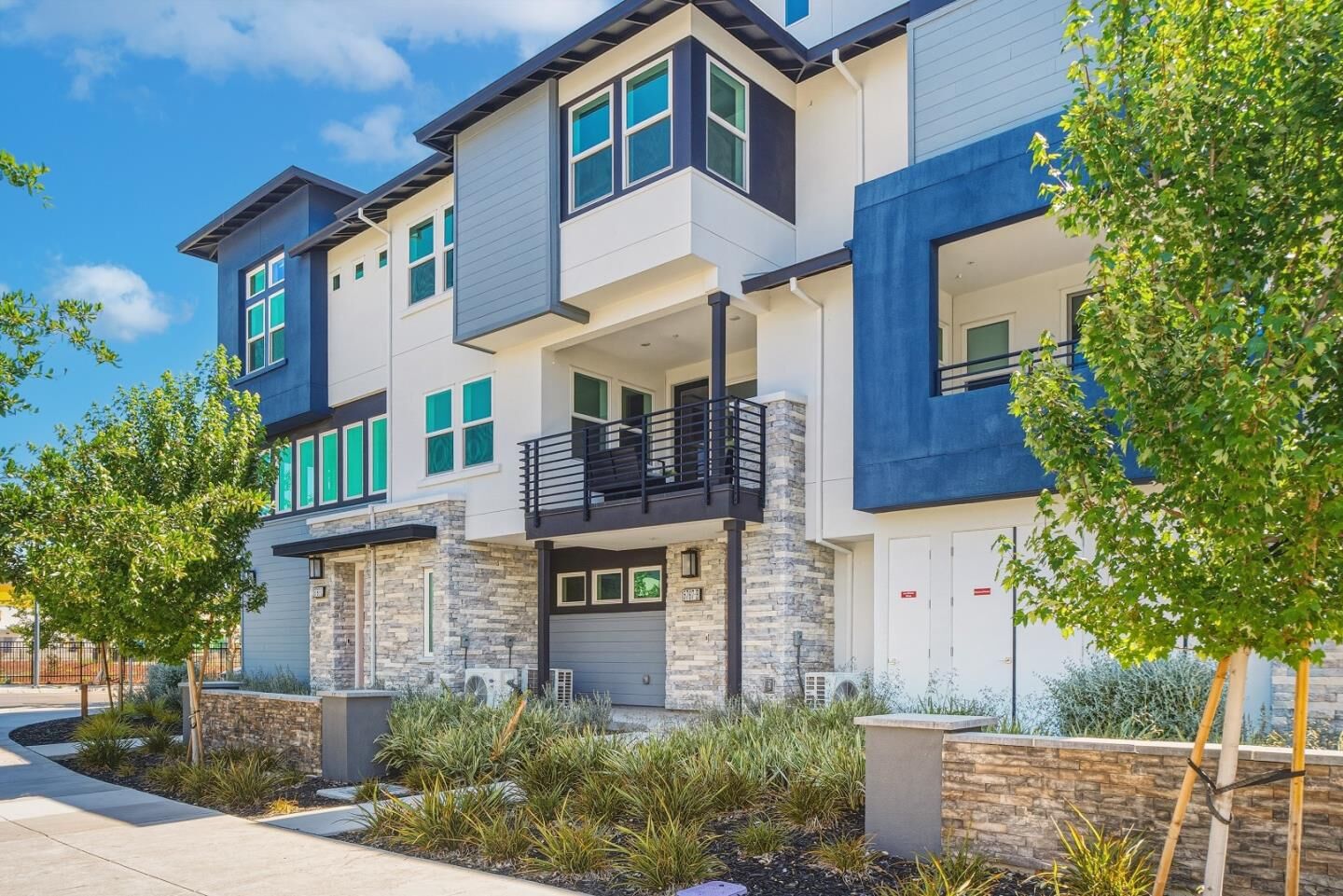 Property Photo: 5767 Iron Horse Parkway B CA 94568