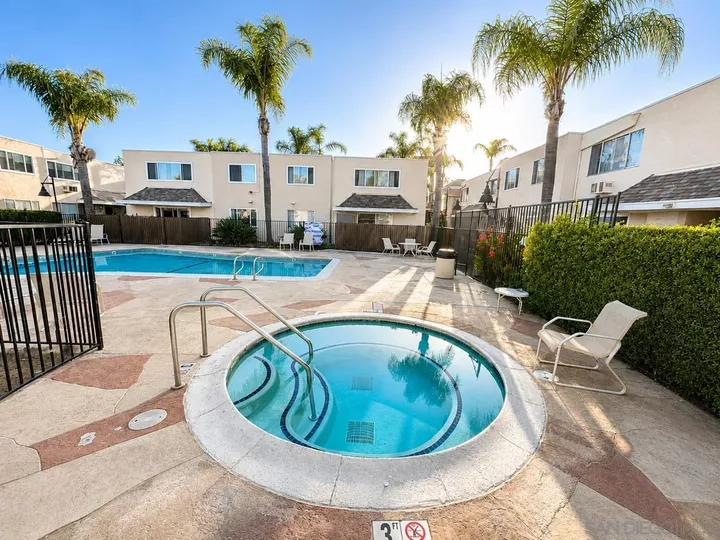 Property Photo:  455 Ballantyne St 21  CA 92020 