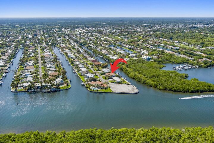 Property Photo:  8565 SE Palm St  FL 33455 