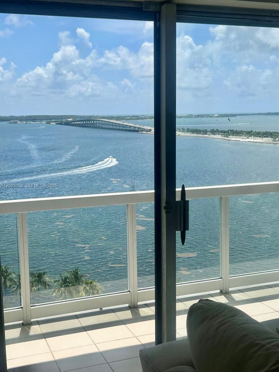 Property Photo:  2451 Brickell Ave 16J  FL 33129 