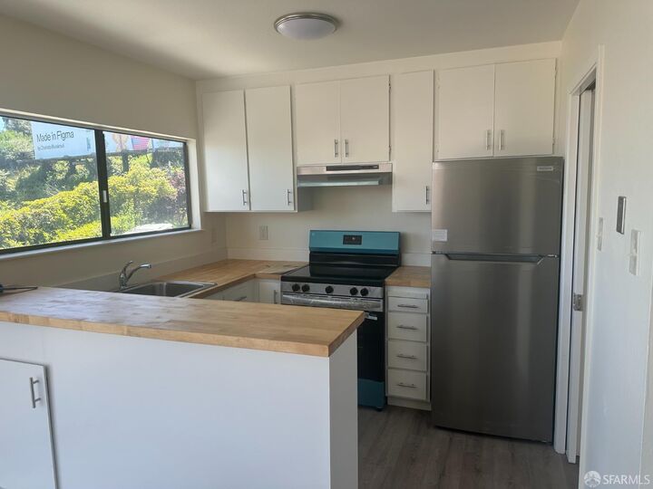 Property Photo: 1560 Cortland Avenue CA 94110