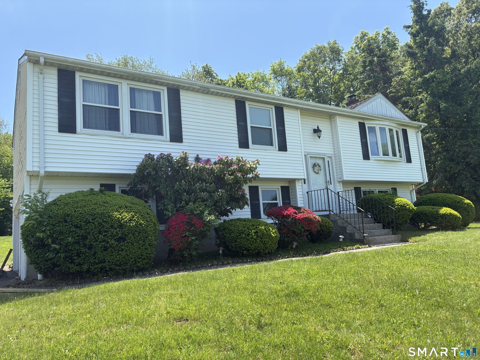 Property Photo: 769 Middletown Avenue CT 06473