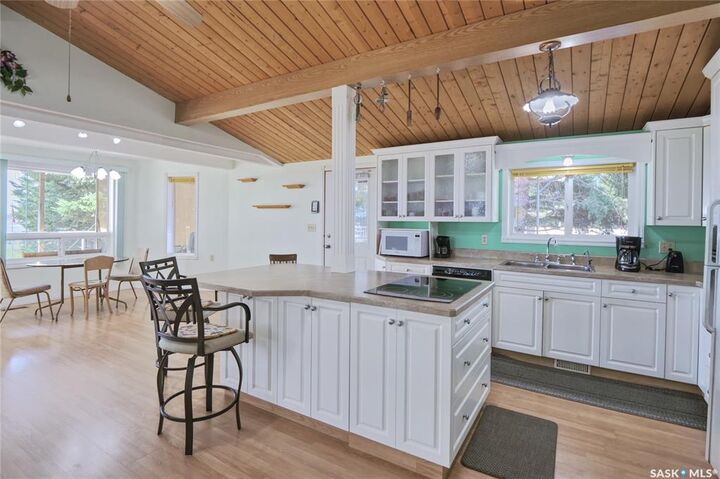 Property Photo: 20 Mainprize Bay SK S0H 3P0