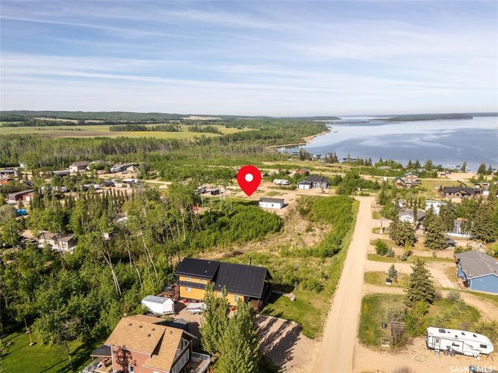 Property Photo:  915 Diamond Willow Drive  SK S0M 1A0 
