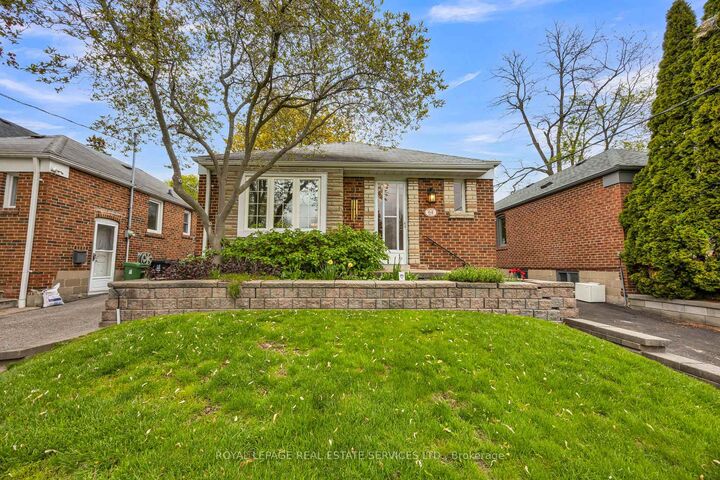 Property Photo: 64 Nesbitt Drive ON M4W 2G3