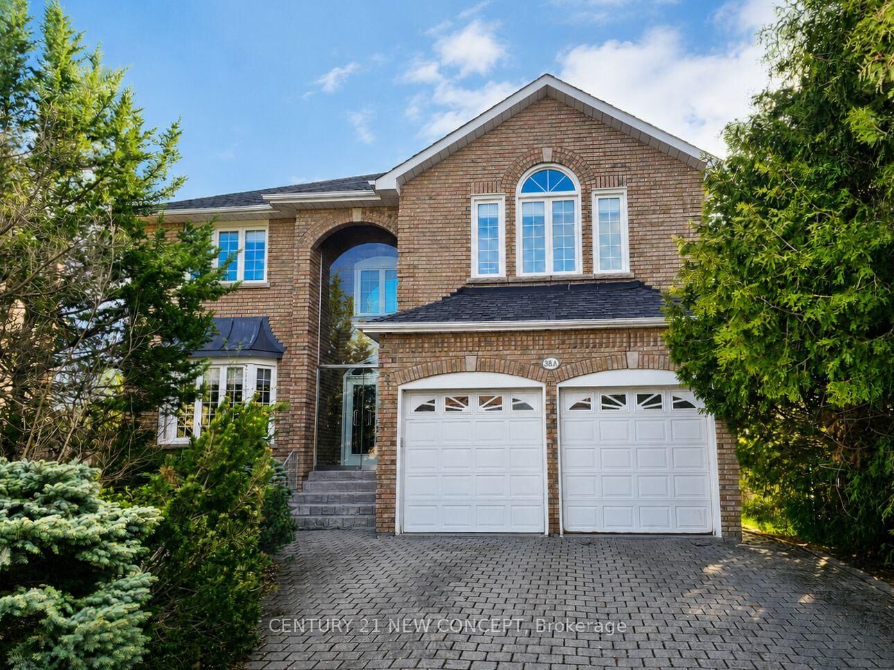 Property Photo:  38A Avonlea Place  ON L4B 3N8 