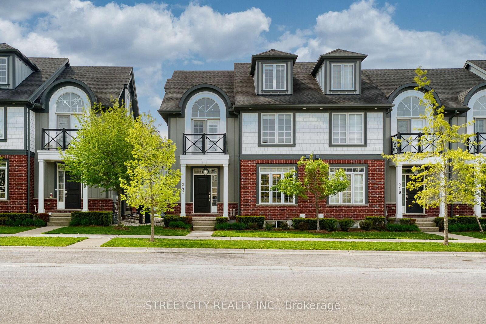 Property Photo: 247 Callaway Road ON N6G 0N8