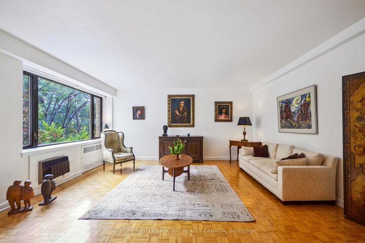 Property Photo: 120 Rosedale Valley Road 512 ON M4W 1P8