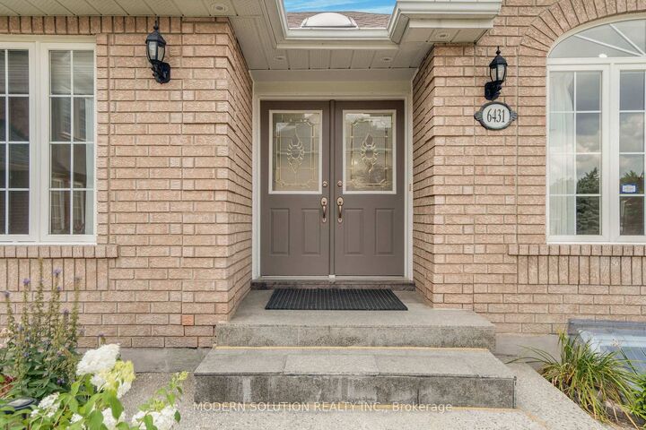 Property Photo: 6431 Tenth Line W ON L5N 7J5