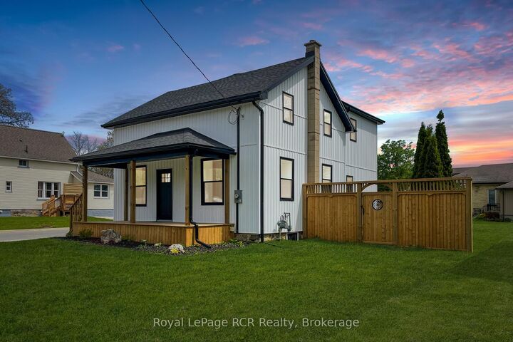 Property Photo: 563 7th Avenue ON N4N 2J8