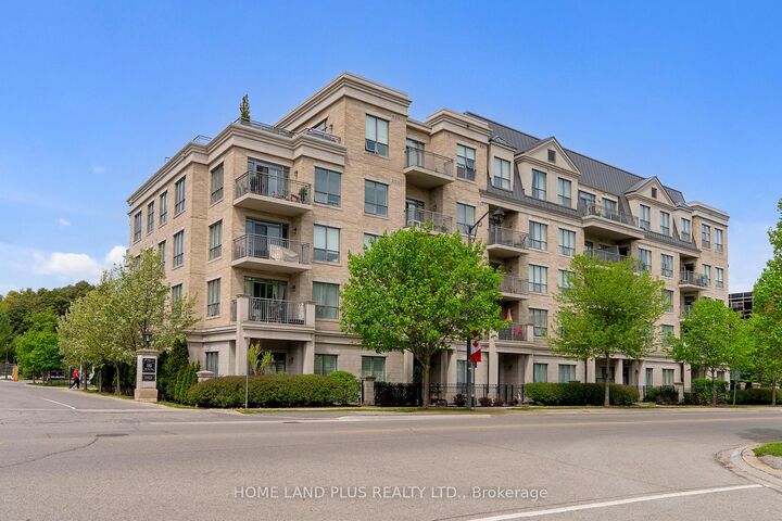 Property Photo: 180 John West Way 422 ON L4G 0R3