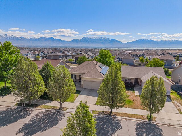 Property Photo: 7092 N Cherokee St UT 84005