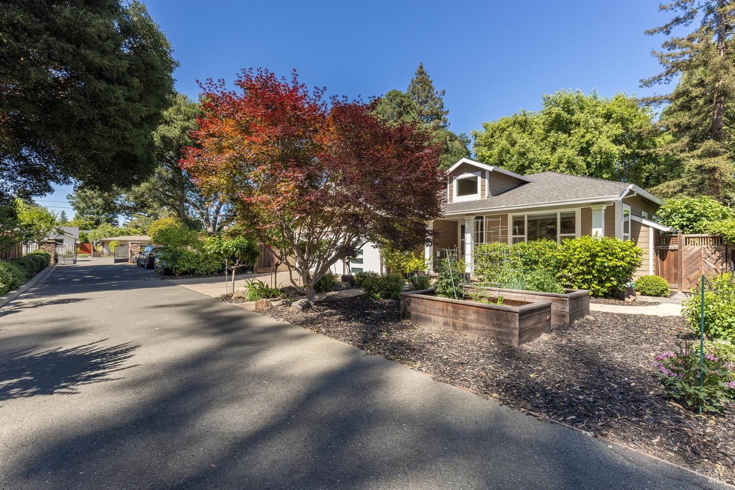 Property Photo:  2375 Lone Oak Avenue  CA 94558 
