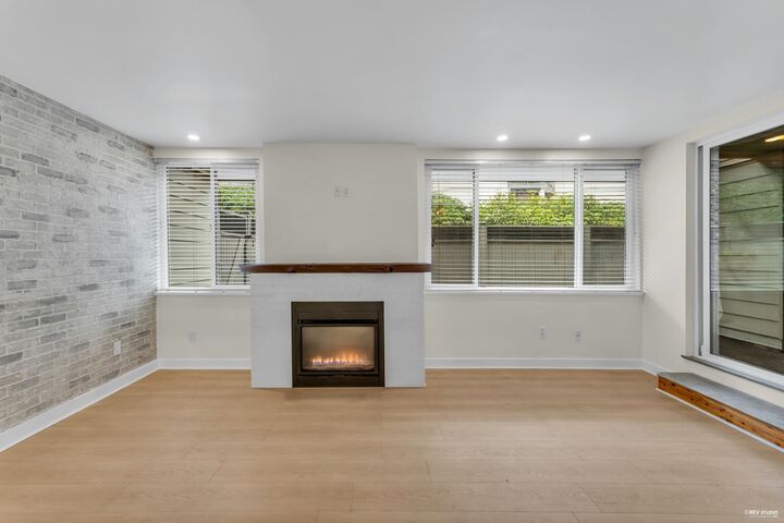 Property Photo: 15282 19 Avenue 110 BC V4A 1X6