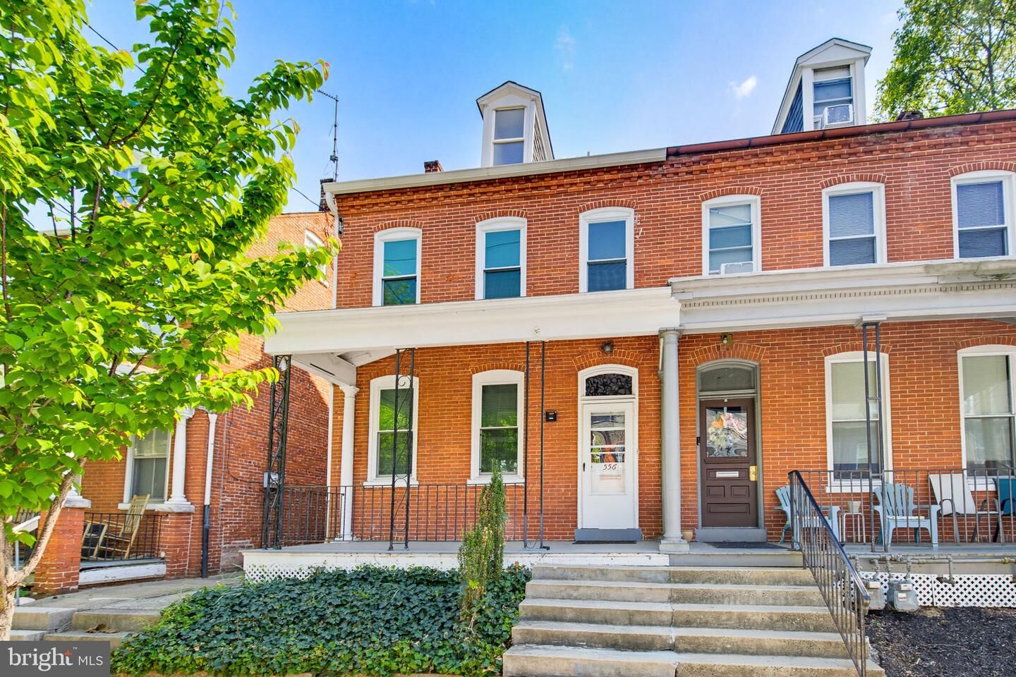 Property Photo: 556 W Orange Street PA 17603