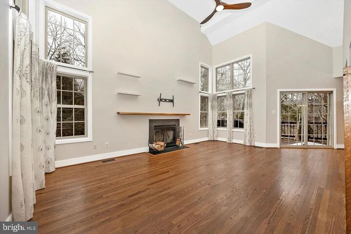 Property Photo:  6976 Meadowpoint Terrace  MD 21774 