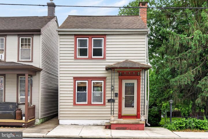 Property Photo:  675 E Market Street  PA 17547 