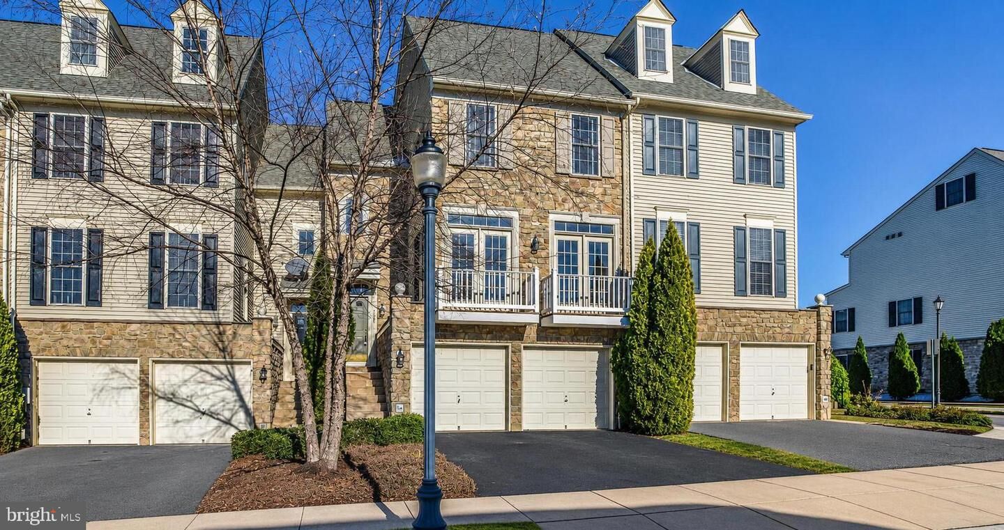 Property Photo: 2422 Rippling Brook Road MD 21701