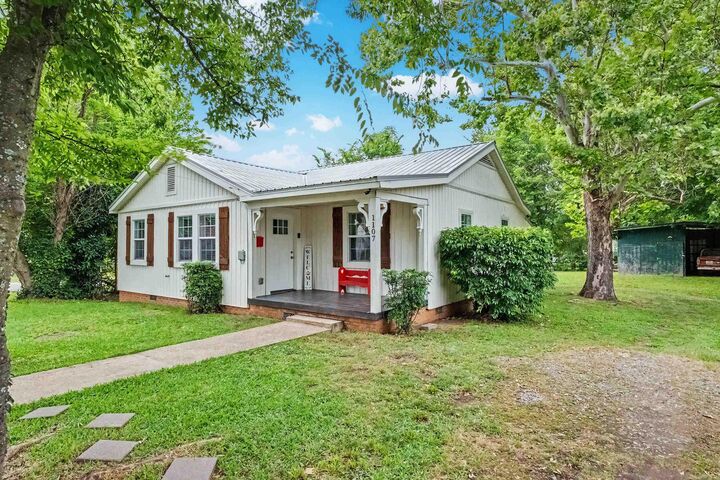 Property Photo: 1107 Jackman St. AR 72015