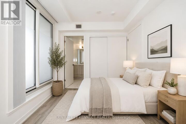 Property Photo:  195 Commerce Street 303  ON L4K 0P9 
