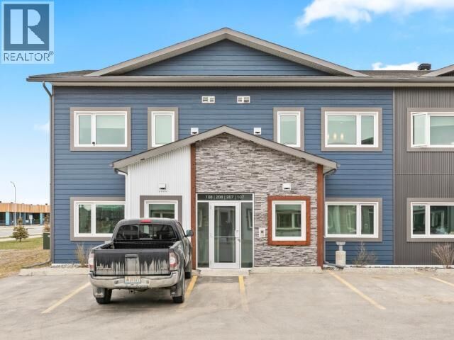 Property Photo: 207-25 Gleaner Avenue YT Y1A 0S4