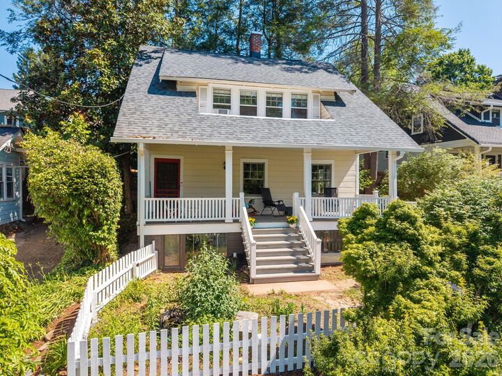 Property Photo:  238 Forest Hill Drive  NC 28803 
