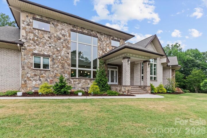 Property Photo:  9355 Legrand Drive  NC 28682 