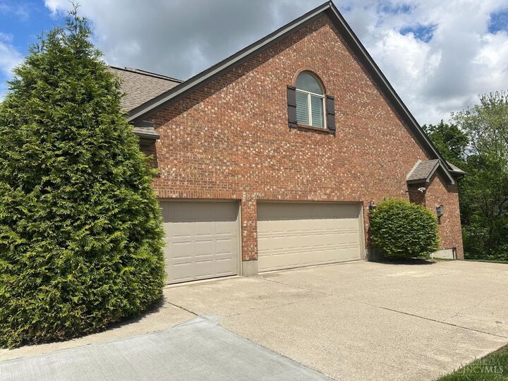 Property Photo:  6451 Shady Oak Lane  OH 45040 